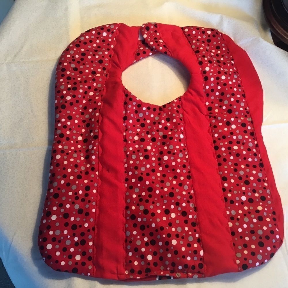 3/$25 or $12 ea.  NWT Handmade Quilted Reversible Baby Bib.